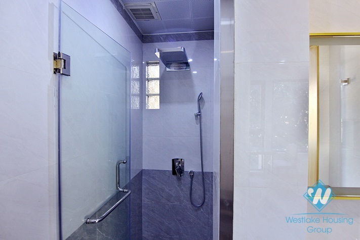 A bright and cheap studio apartment for rent in To Ngoc Van, Tay Ho, Ha Noi